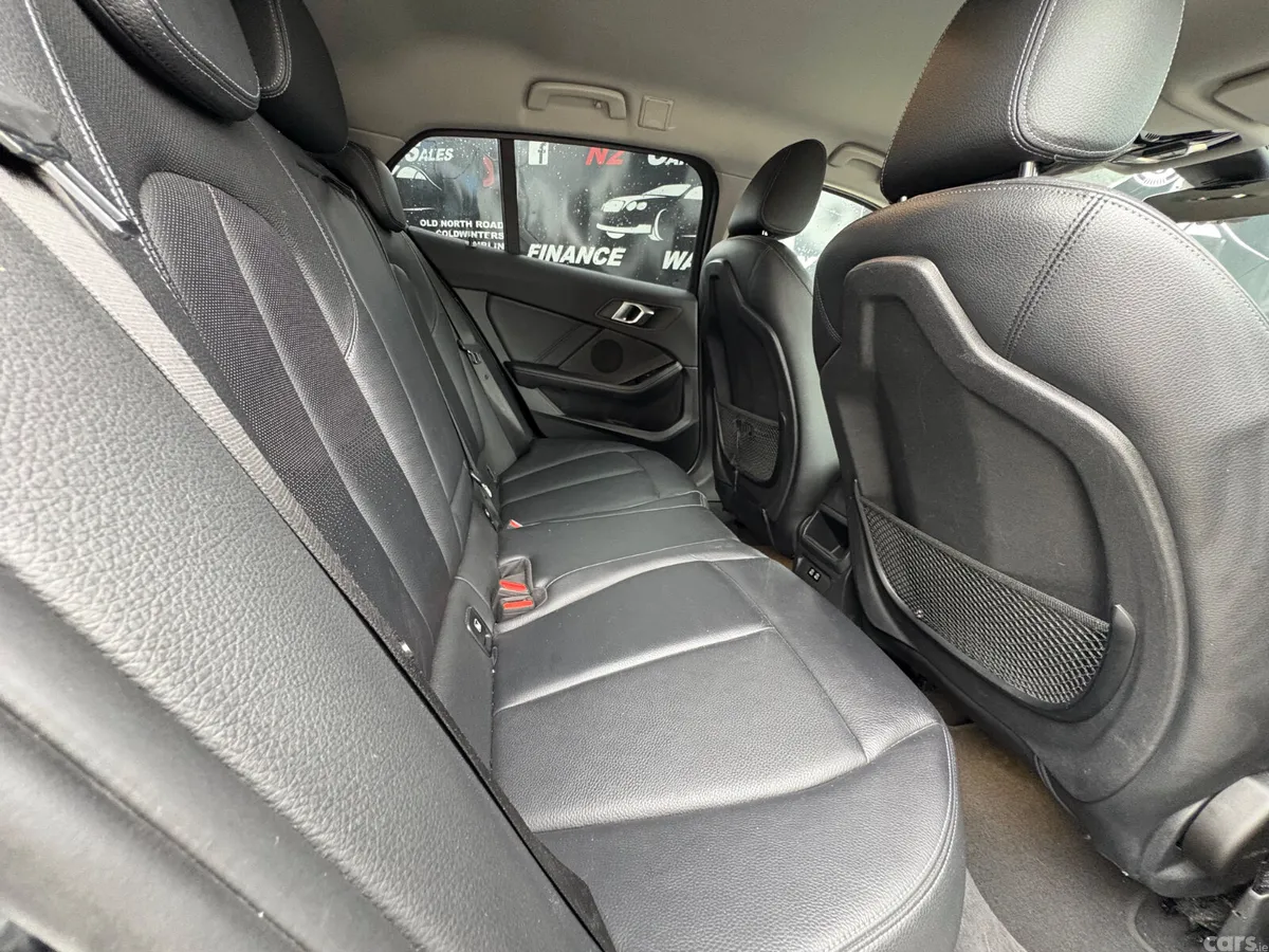 BMW 1-Series Hatchback, Diesel, 2019, Black