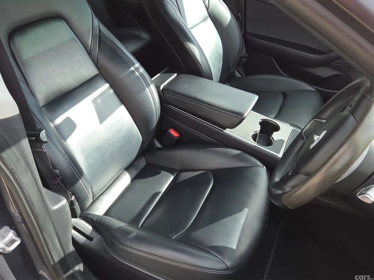 Tesla Model 3 Saloon, Electric, 2020, Grey