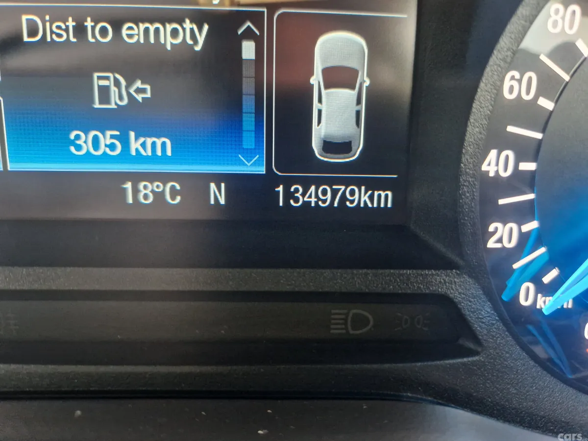 Ford Mondeo Hatchback, Diesel, 2018, Red