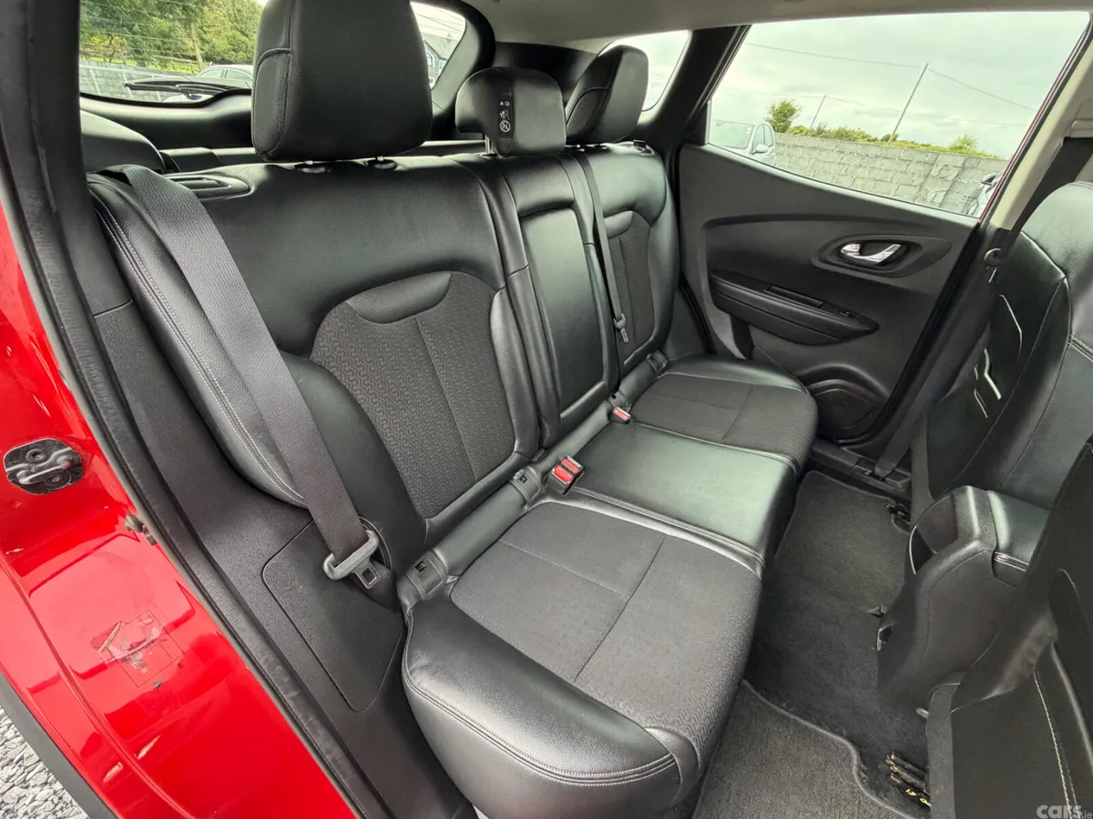 Renault Kadjar SUV, Diesel, 2018, Red