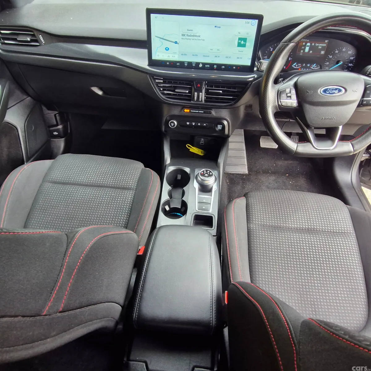 Ford Focus Hatchback, Diesel, 2023, Grey