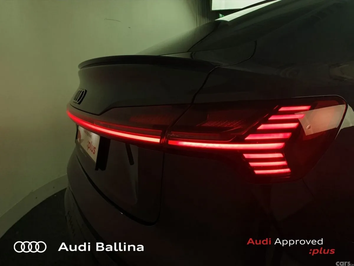 Audi Q8 Hatchback, Electric, 2024, Blue
