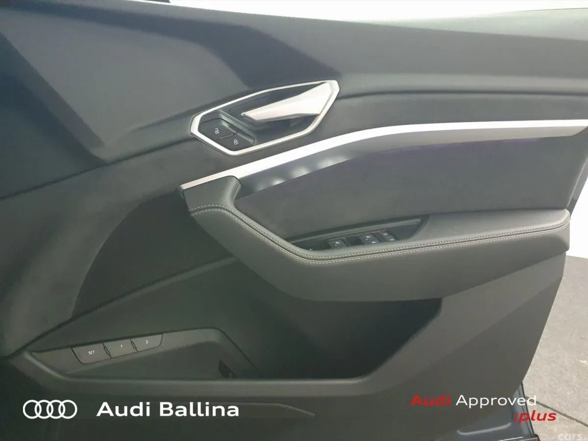 Audi Q8 Hatchback, Electric, 2024, Blue
