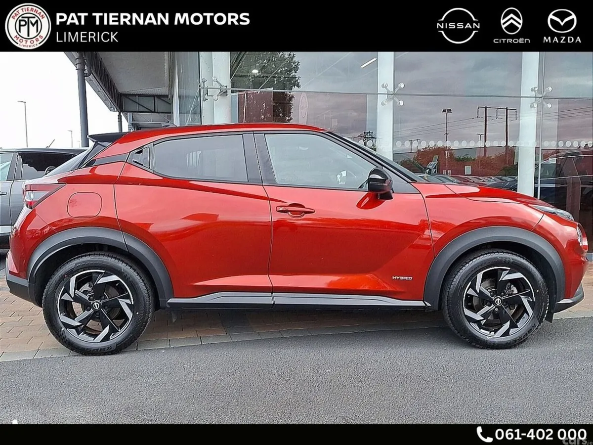 Nissan Juke SUV, Petrol, 2023, Red