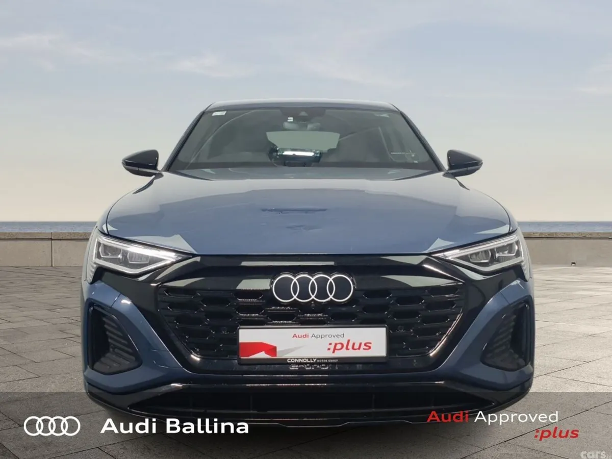 Audi Q8 Hatchback, Electric, 2024, Blue