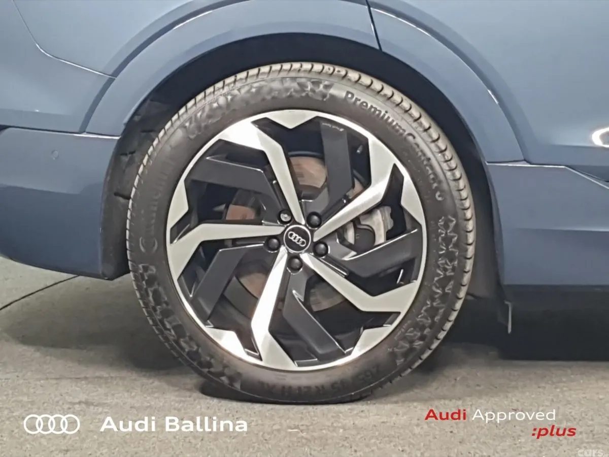 Audi Q8 Hatchback, Electric, 2024, Blue
