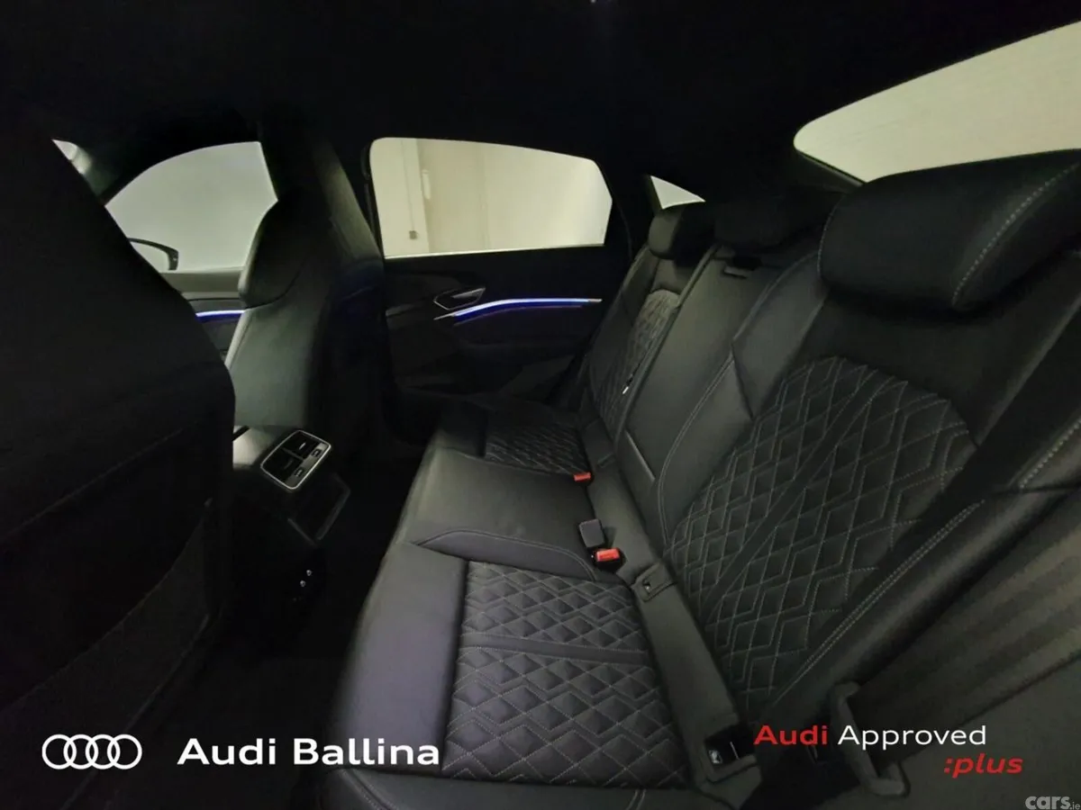 Audi Q8 Hatchback, Electric, 2024, Blue