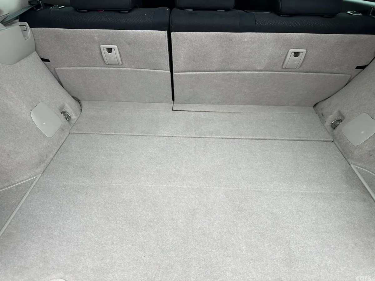 Toyota Prius Hatchback, Petrol Hybrid, 2012, Silver