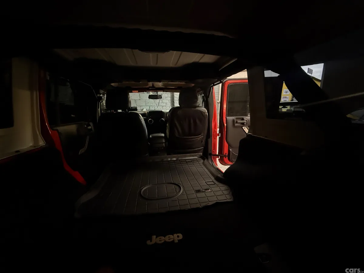 Jeep Wrangler SUV, Diesel, 2015, Orange