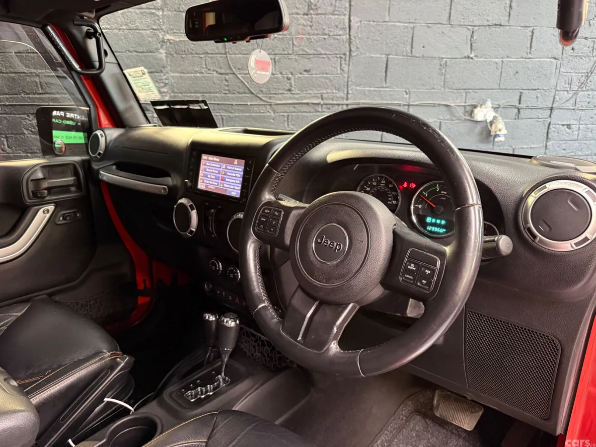 Jeep Wrangler SUV, Diesel, 2015, Orange