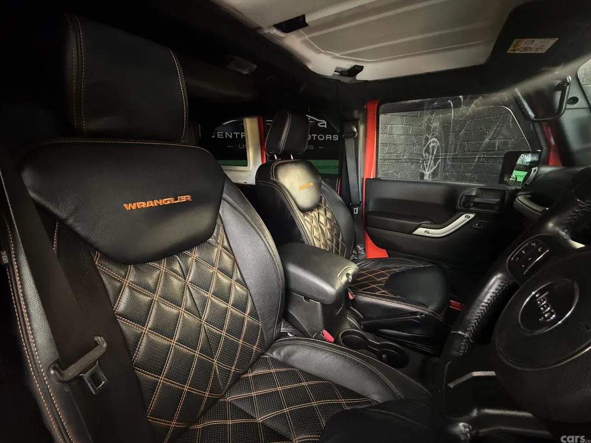 Jeep Wrangler SUV, Diesel, 2015, Orange