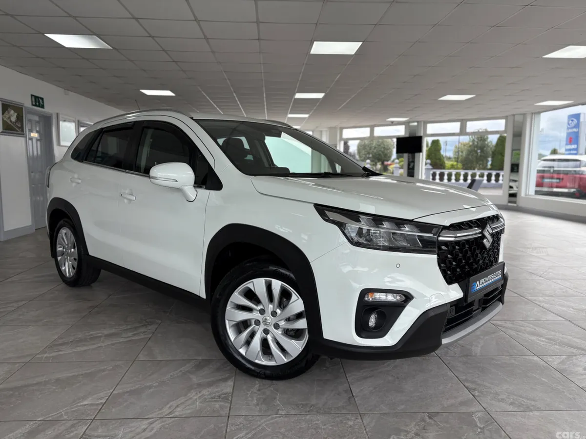 Suzuki S-CROSS SUV, Petrol Hybrid, 2023, White