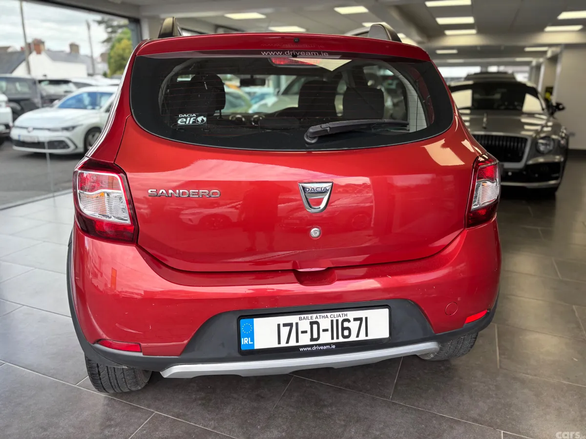 Dacia Sandero Stepway Hatchback, Diesel, 2017, Red