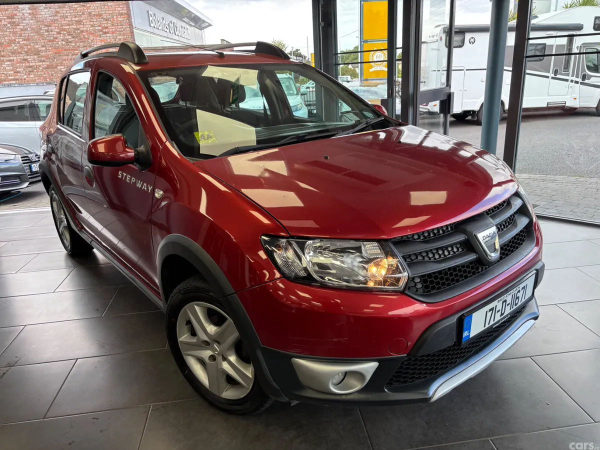 Dacia Sandero Stepway Hatchback, Diesel, 2017, Red