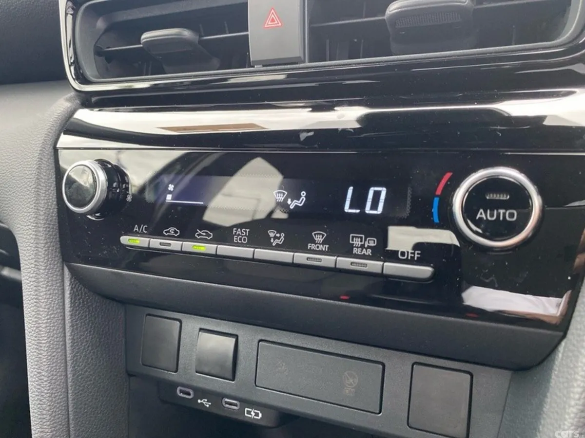 Toyota Yaris Cross Hatchback, Petrol Hybrid, 2026, 