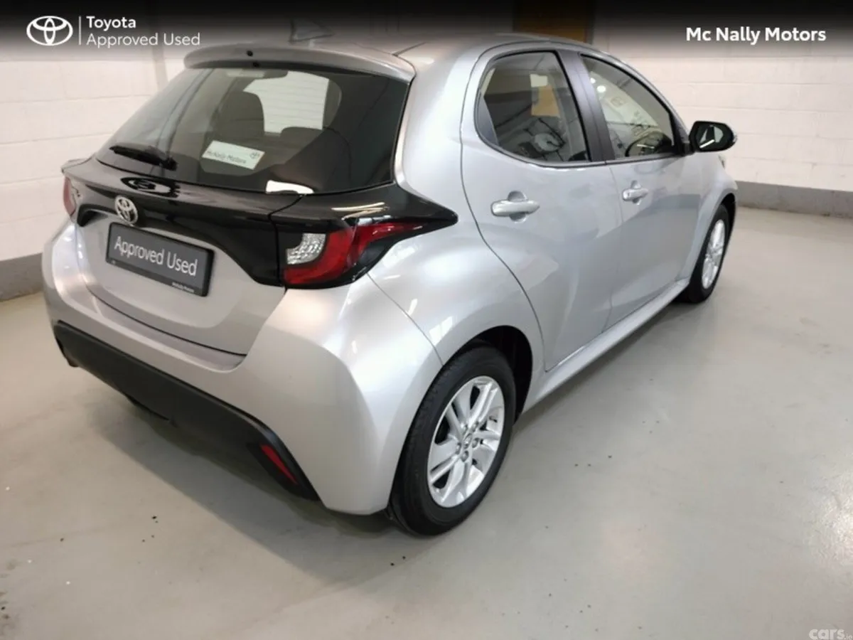 Toyota Yaris Hatchback, Petrol, 2024, Silver