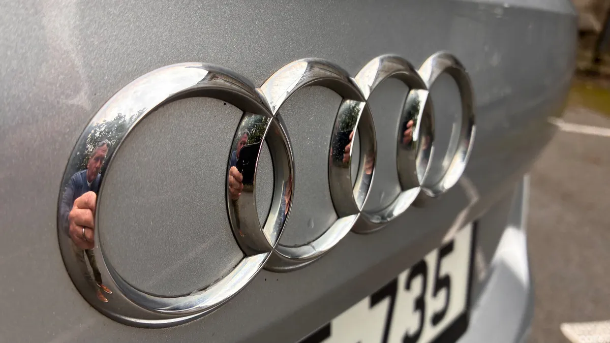 Audi Q2 SUV, Diesel, 2020, Grey