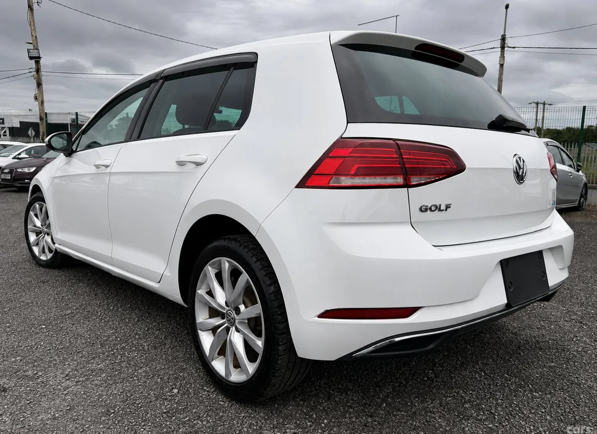 Volkswagen Golf Hatchback, Petrol, 2019, White