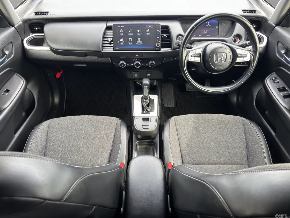 Honda Fit Hatchback, Petrol Hybrid, 2020, White