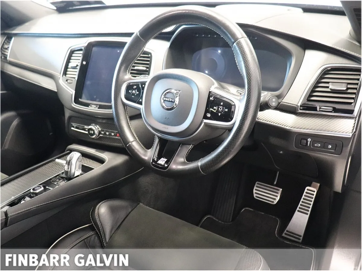 Volvo XC90 SUV, Petrol Plug-in Hybrid, 2019, Blue