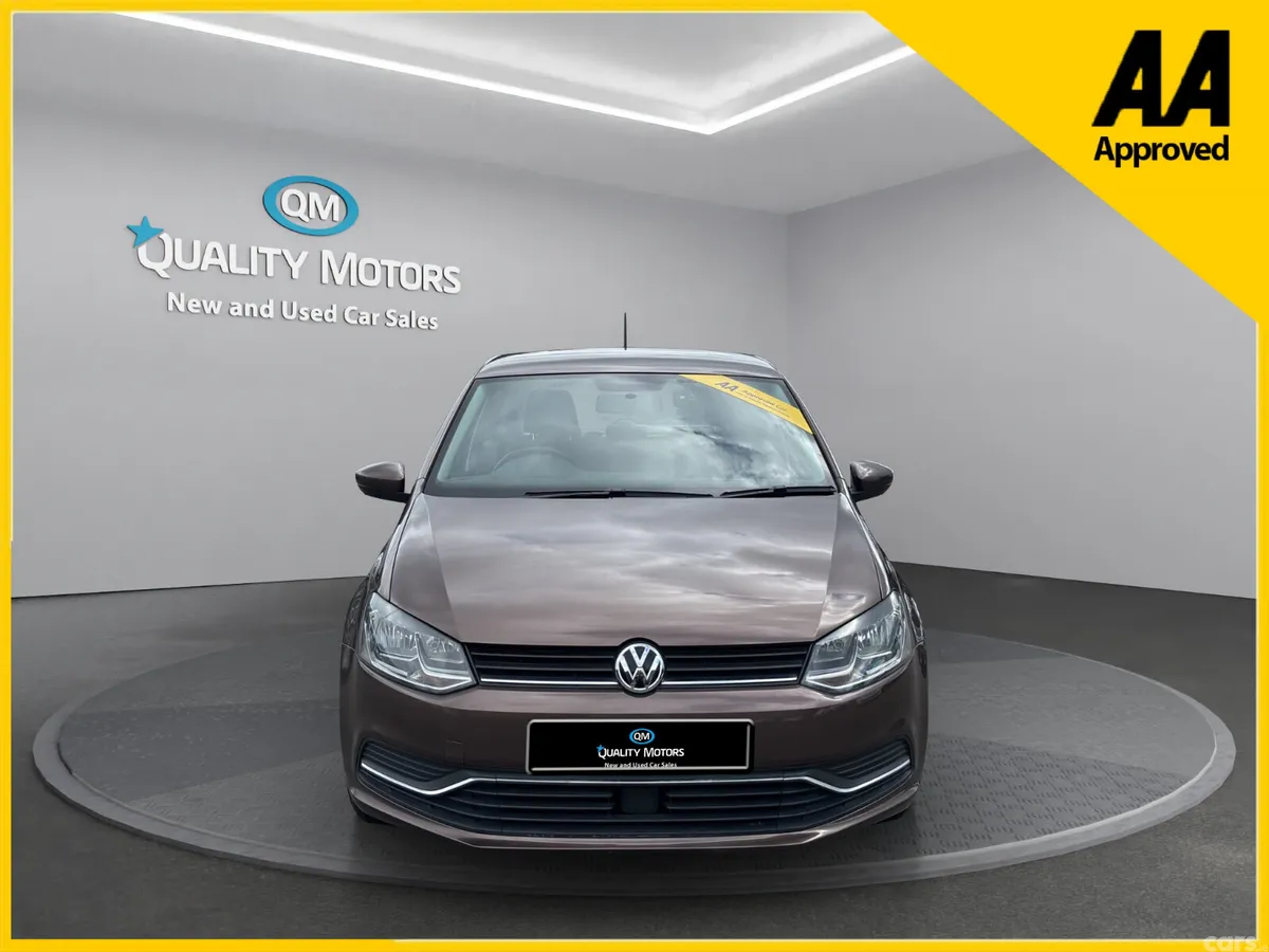 Volkswagen Polo Hatchback, Petrol, 2015, Brown