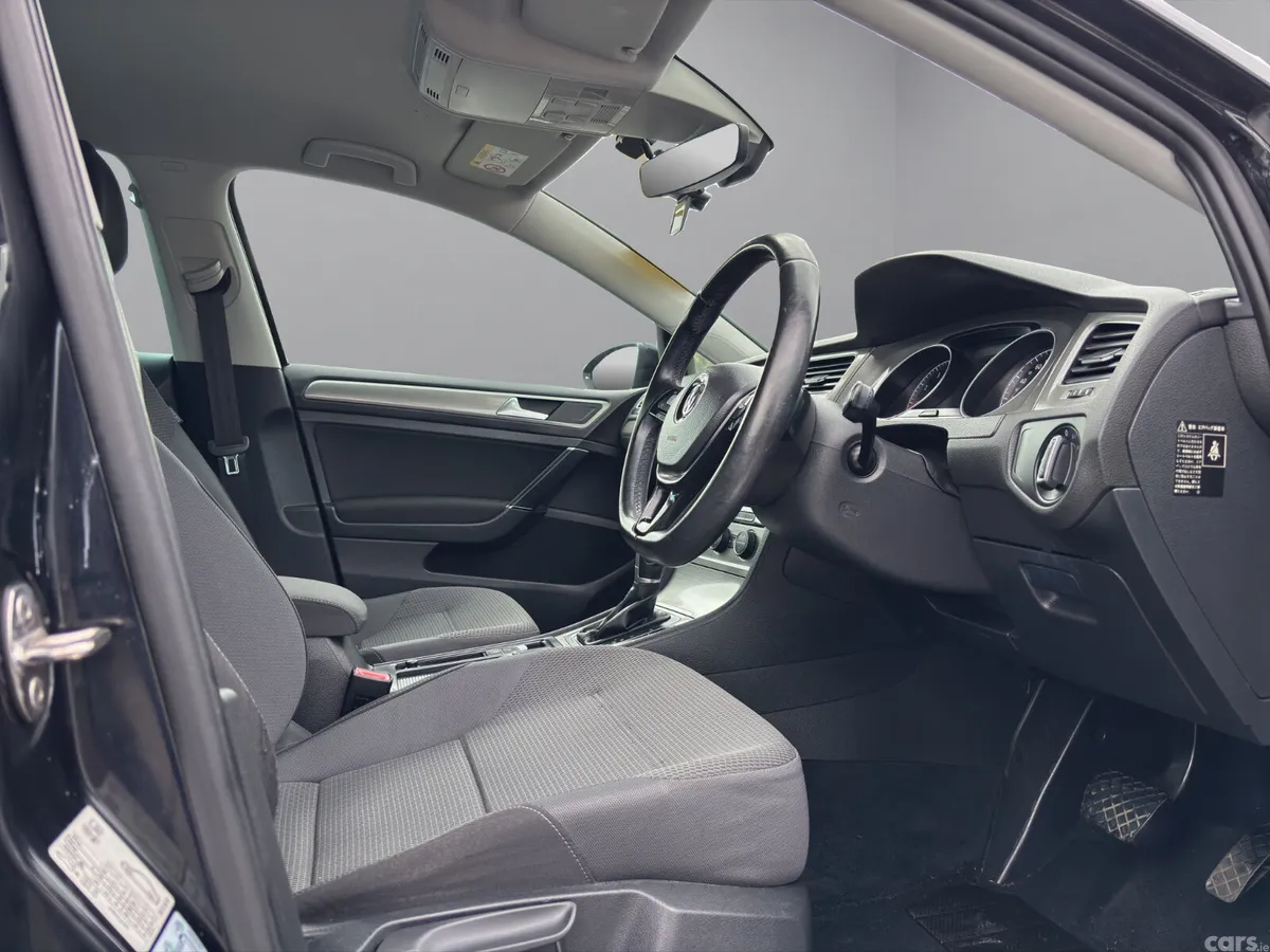 Volkswagen Golf Hatchback, Petrol, 2017, Black