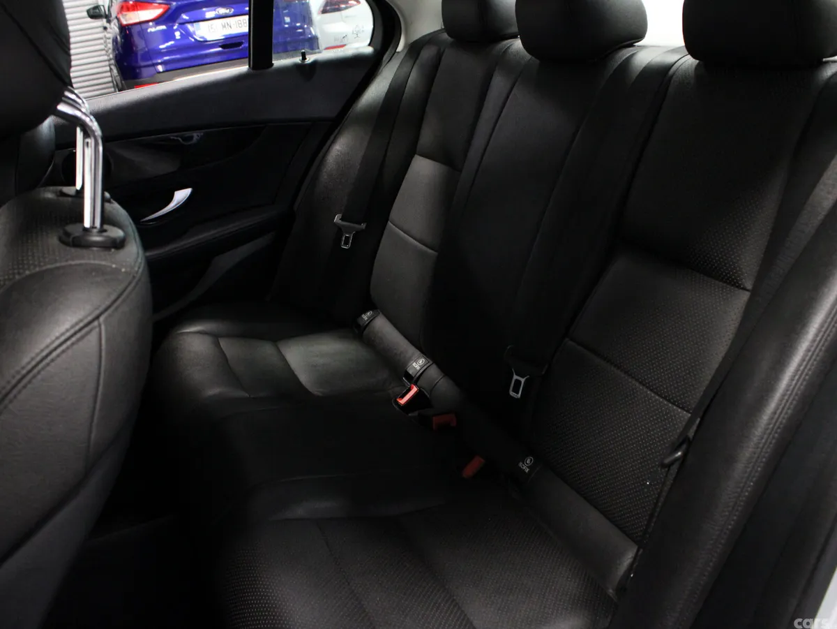 Mercedes-Benz C-Class Saloon, Diesel, 2016, Silver
