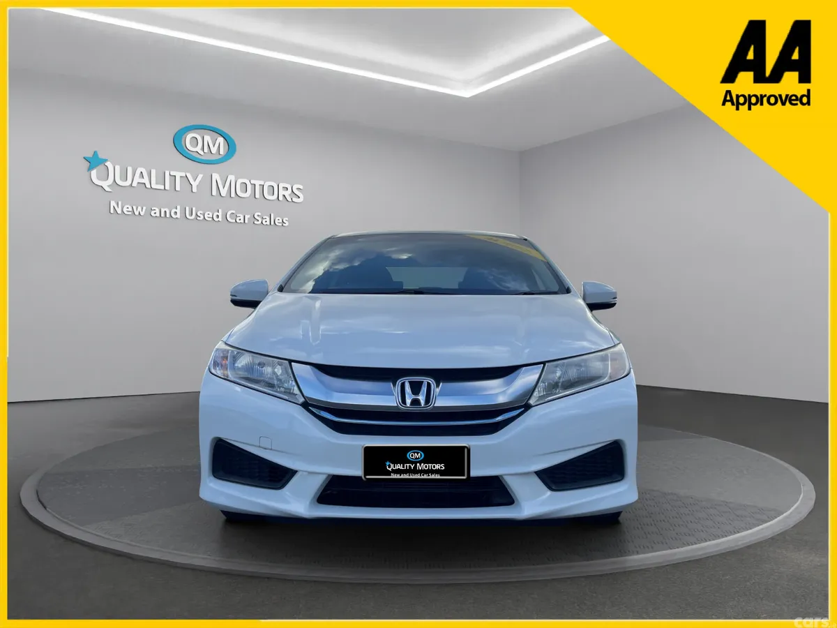 Honda Grace Hatchback, Petrol Hybrid, 2015, White