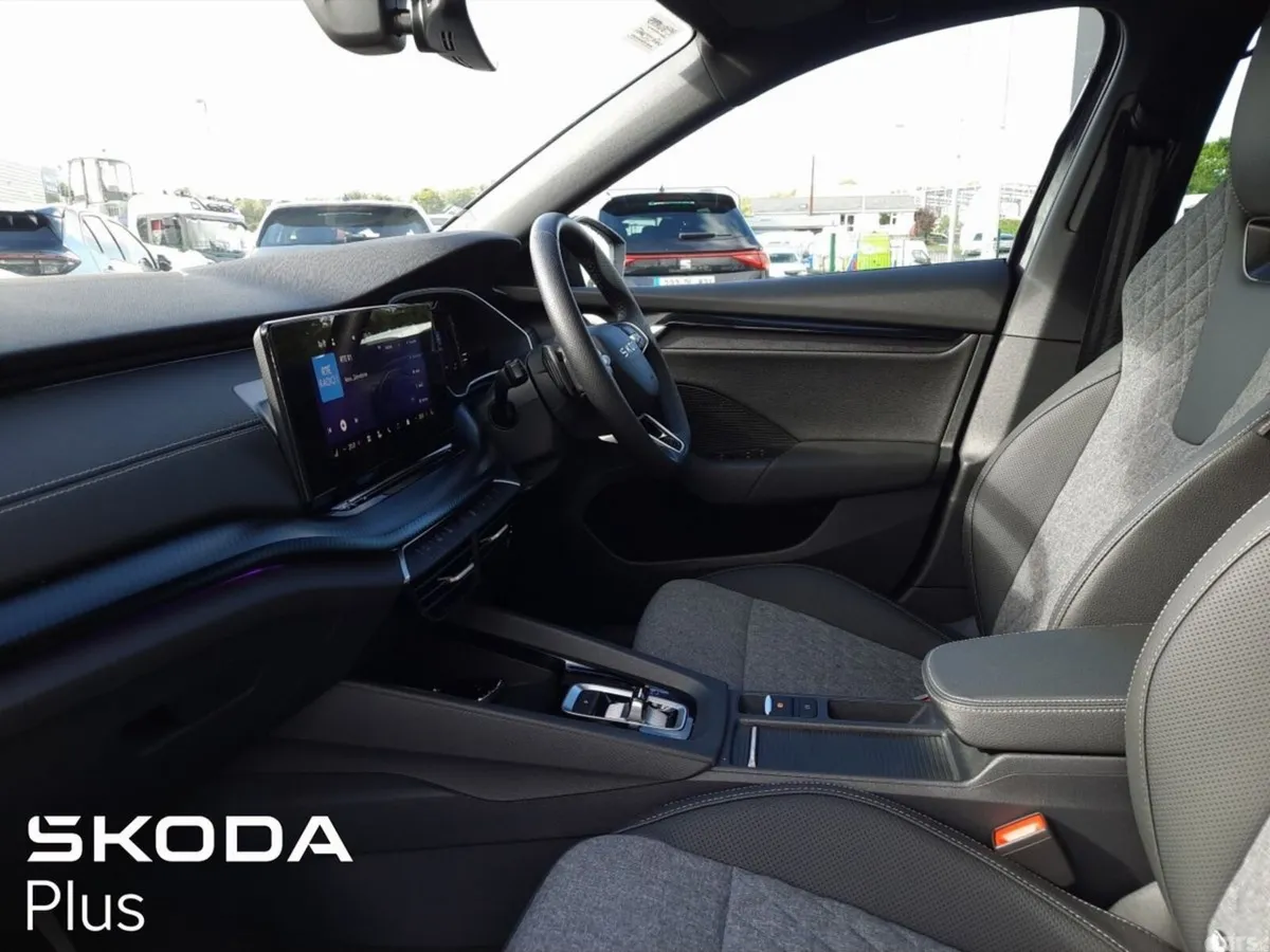 Skoda Octavia Saloon, Diesel, 2026, Purple