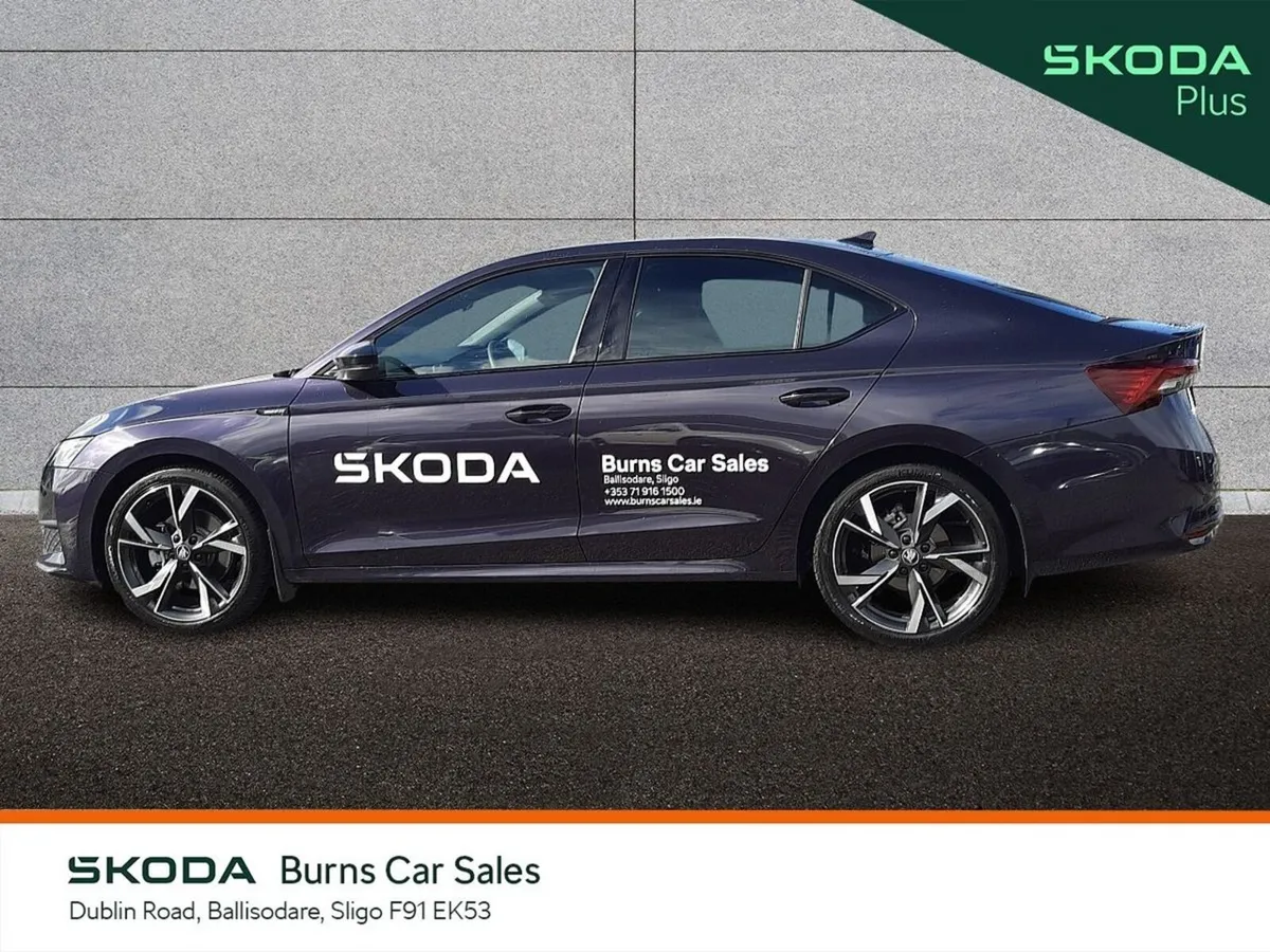 Skoda Octavia Saloon, Diesel, 2026, Purple