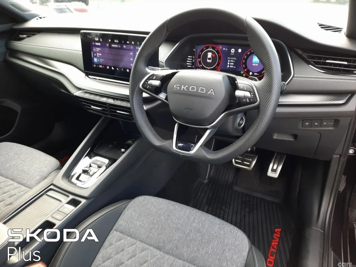 Skoda Octavia Saloon, Diesel, 2026, Purple