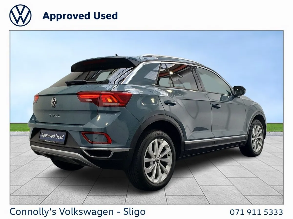 Volkswagen T-Roc SUV, Petrol, 2023, Blue
