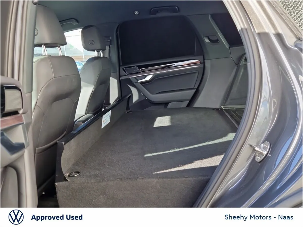 Volkswagen Touareg SUV, Diesel, 2023, Grey