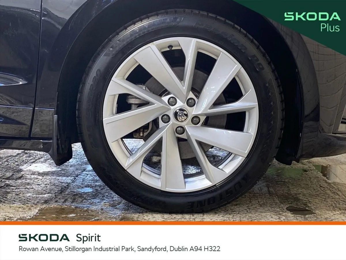 Skoda Enyaq Hatchback, Electric, 2023, Black