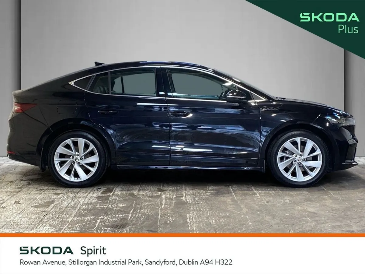 Skoda Enyaq Hatchback, Electric, 2023, Black