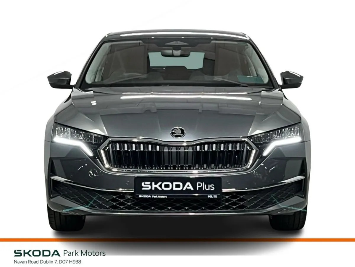 Skoda Octavia Saloon, Petrol, 2026, Grey