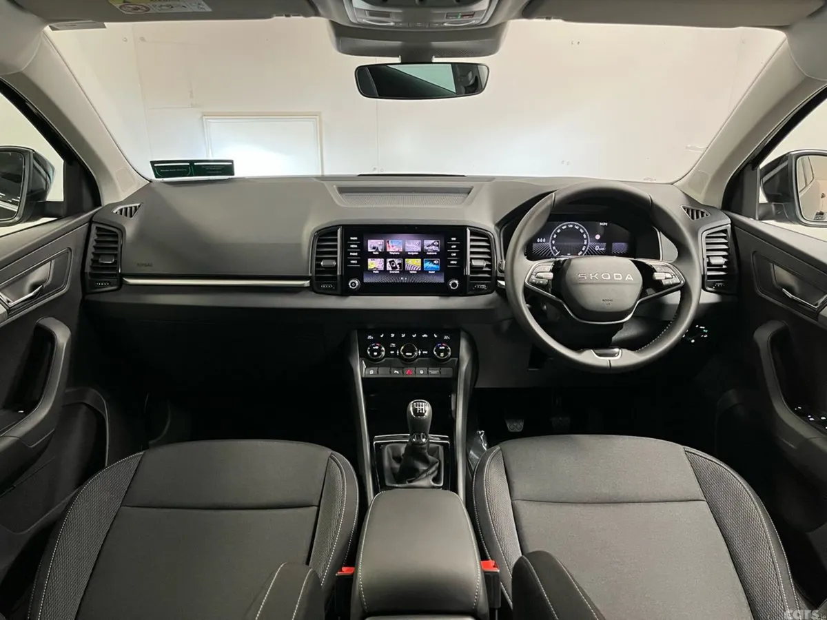 Skoda Karoq SUV, Petrol, 2026, Black