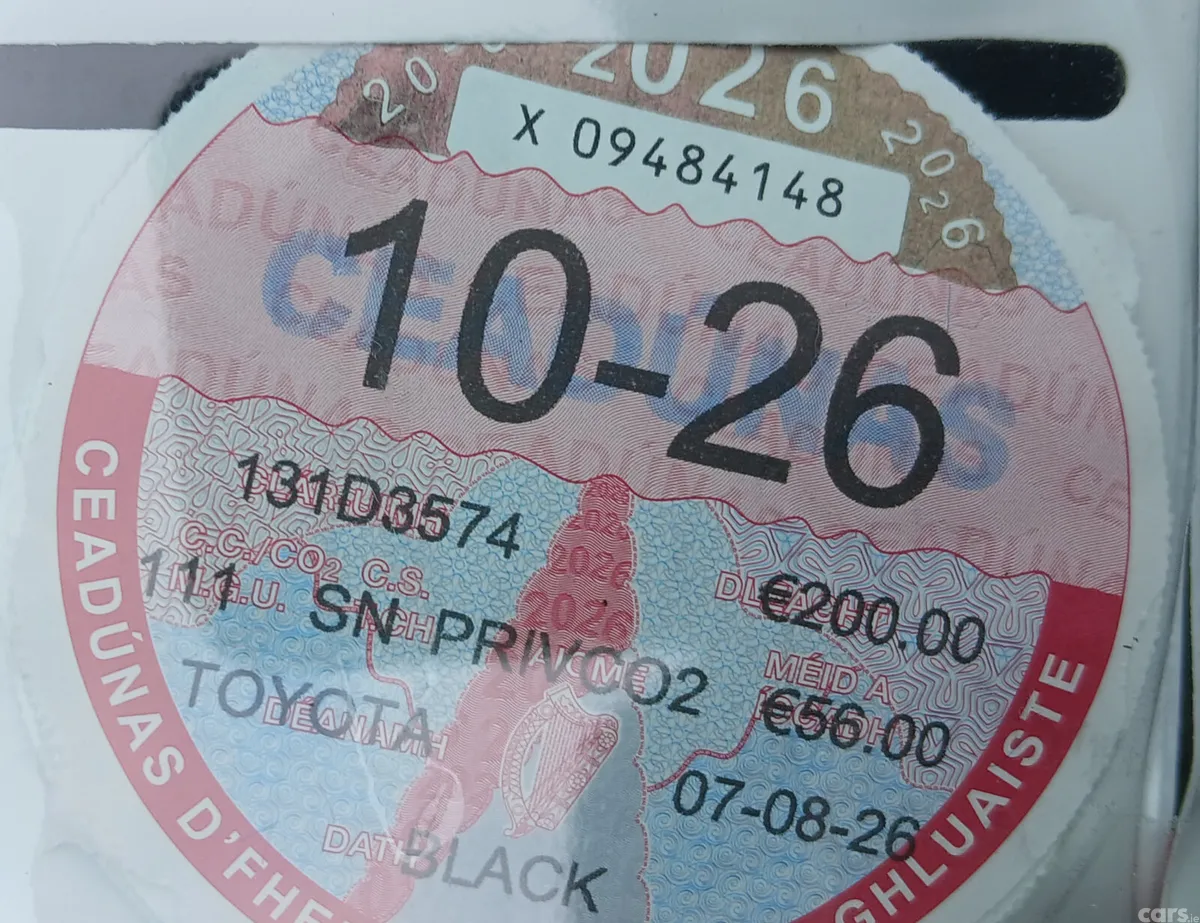 Toyota Yaris Hatchback, Petrol, 2013, Black