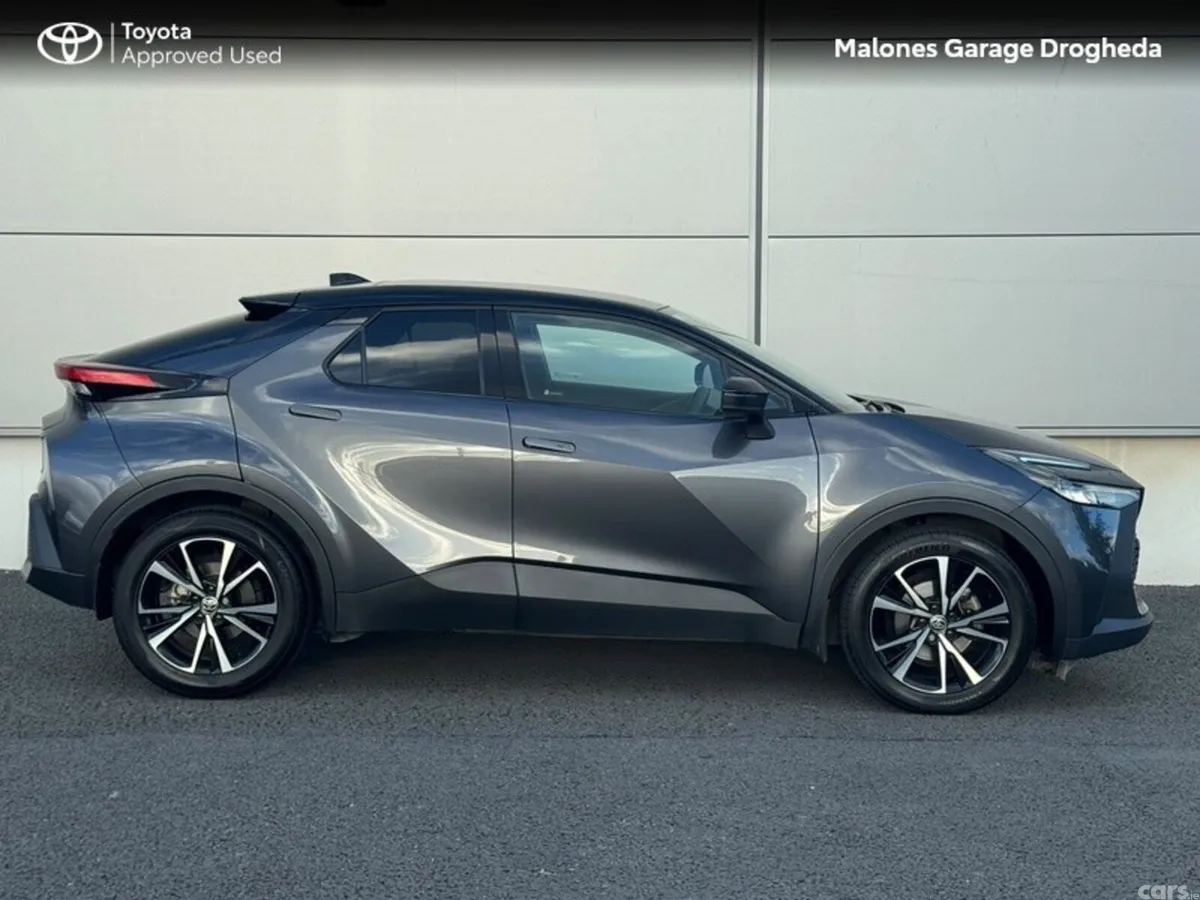 Toyota C-HR SUV, Petrol Hybrid, 2024, Grey