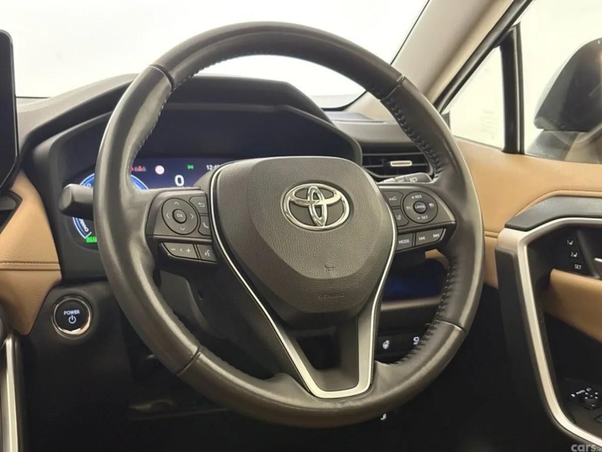 Toyota RAV4 SUV, Petrol Hybrid, 2023, Grey