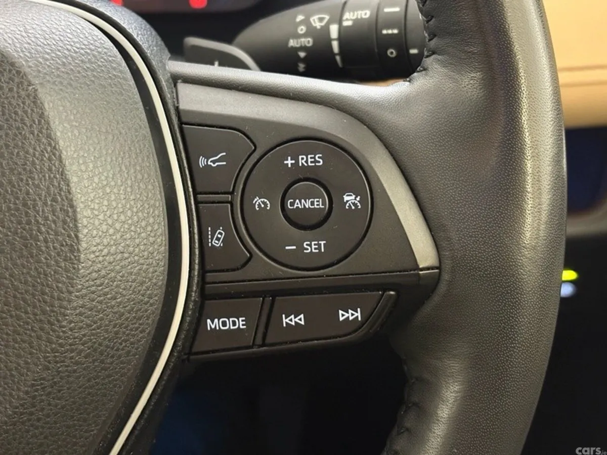 Toyota RAV4 SUV, Petrol Hybrid, 2023, Grey