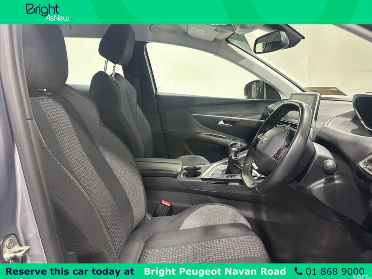 Peugeot 3008 MPV, Diesel, 2021, Grey