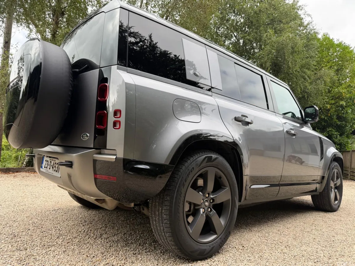 Land Rover Defender SUV, Petrol Plug-in Hybrid, 2023, Grey