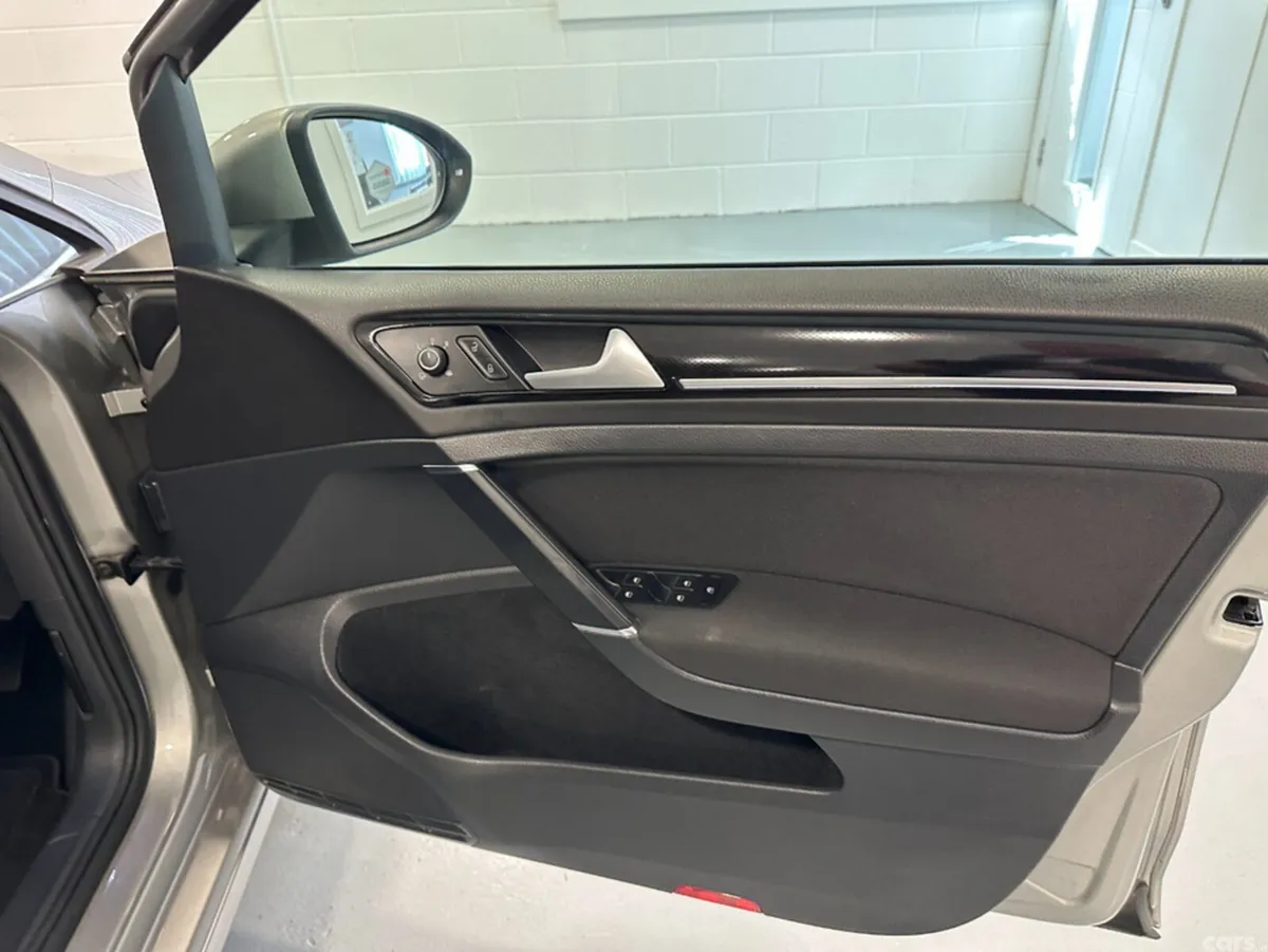 Volkswagen Golf Hatchback, Petrol, 2013, Silver