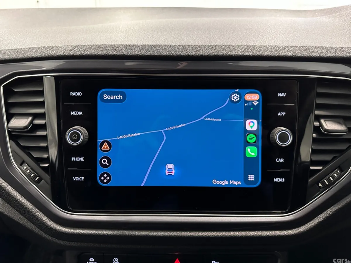 Volkswagen T-Roc SUV, Diesel, 2021, White
