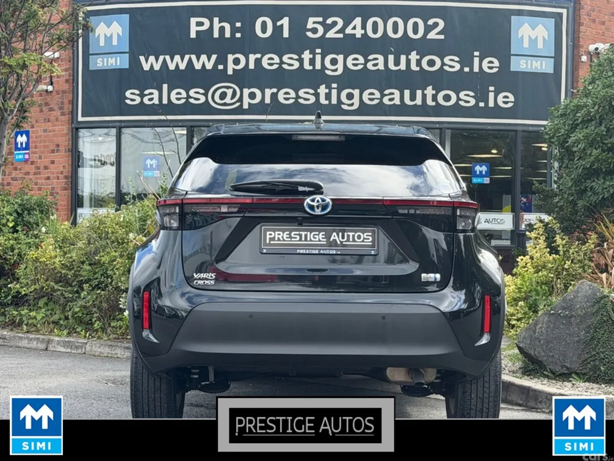Toyota Yaris Cross SUV, Petrol Hybrid, 2020, Black