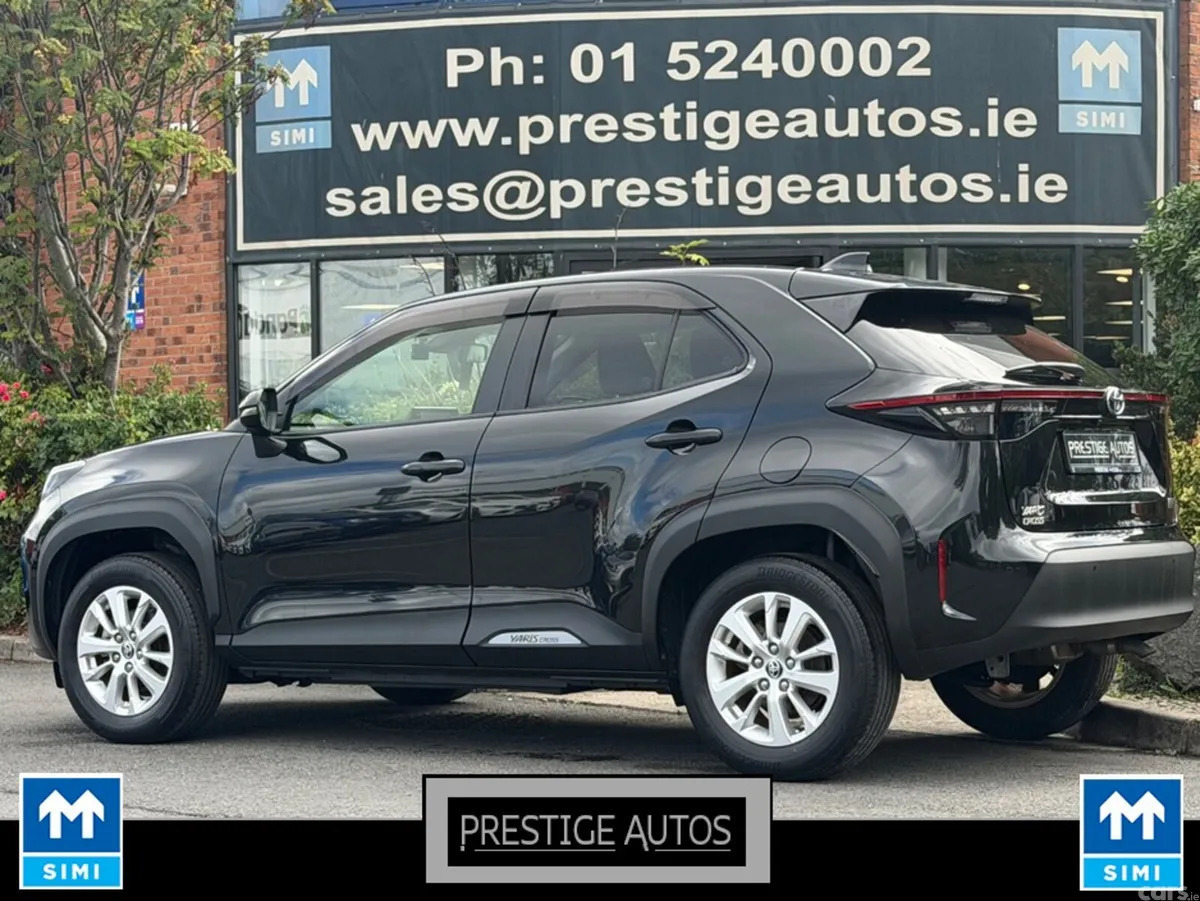 Toyota Yaris Cross SUV, Petrol Hybrid, 2020, Black