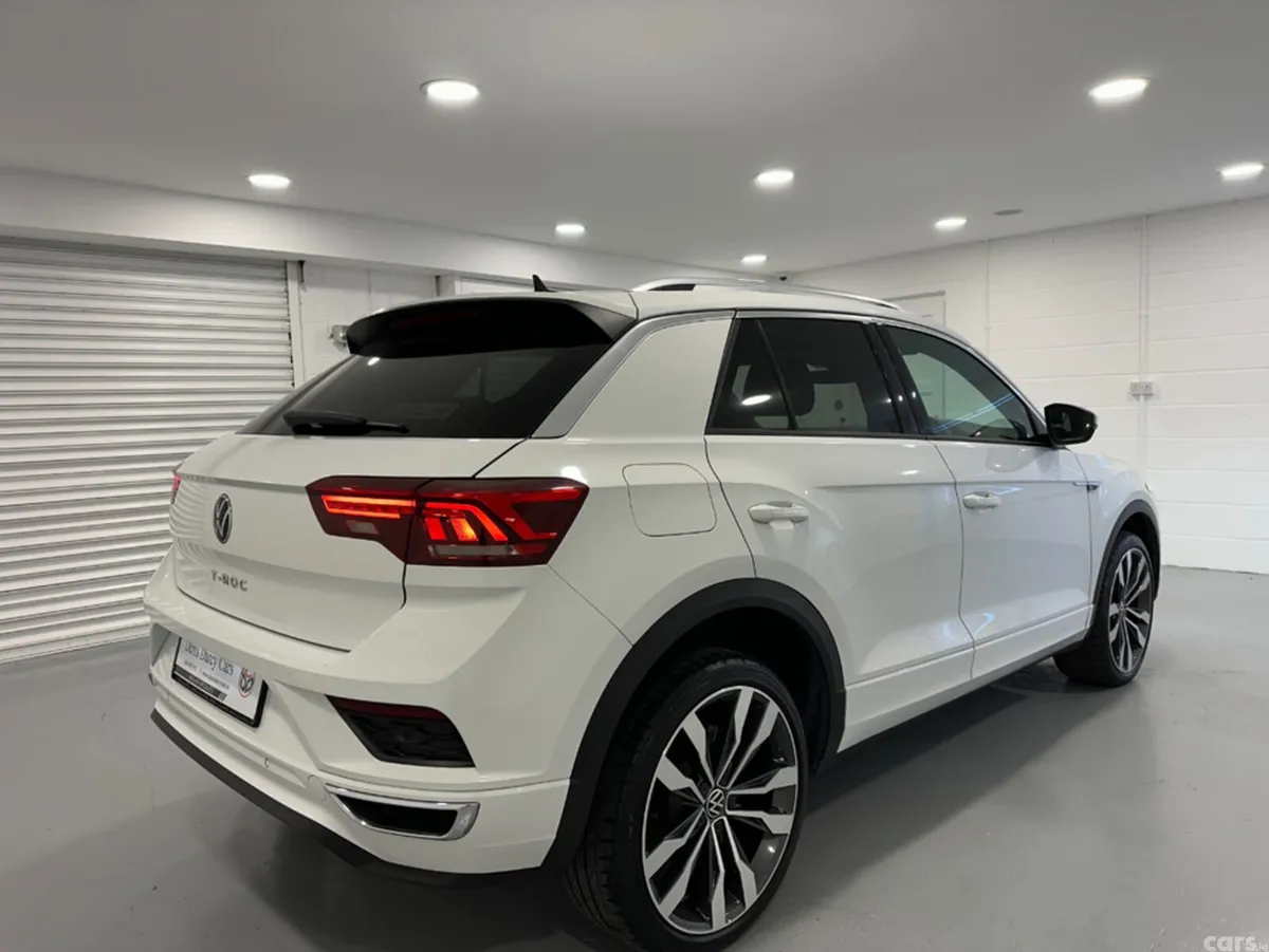 Volkswagen T-Roc Hatchback, Diesel, 2021, White