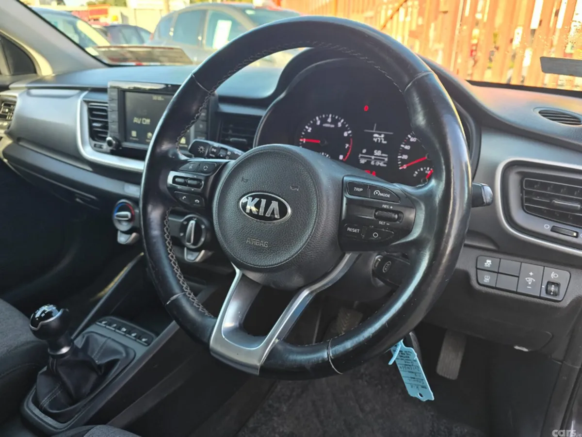 Kia Stonic SUV, Petrol, 2020, Grey