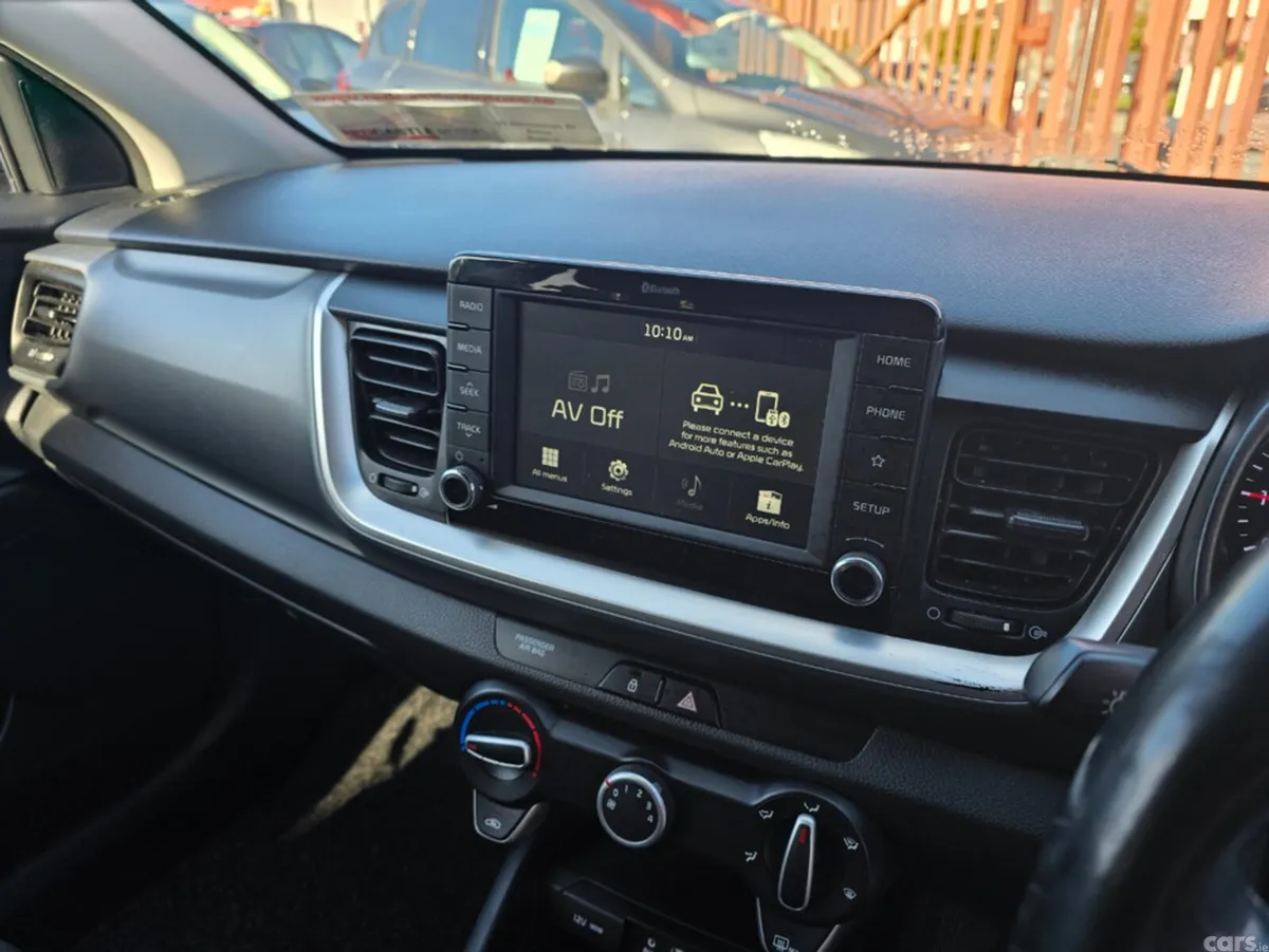 Kia Stonic SUV, Petrol, 2020, Grey